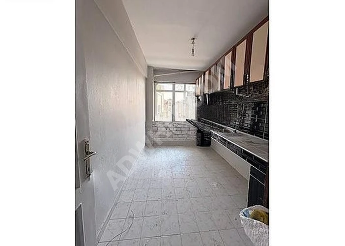 BAŞAKŞEHİR GÜVERCİNTEPEDE MEYDAN KONUMLU KİRALIK 2+1ARAKAT DAİRE