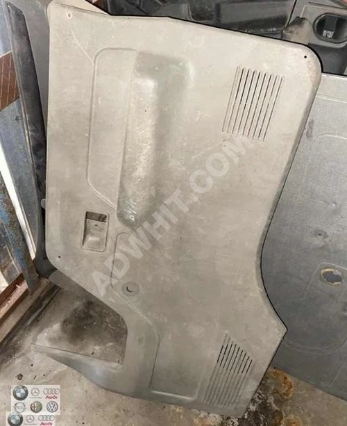 MİTSUBİSHİ FE449 SAĞ ÖN KAPI DÖŞEMESİ ÇIKMA - ÖZEN OTOMOTİV