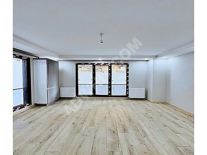 BEYLİKDÜZÜ'NDE YATIRIMLIK SIFIR 1+1 GİRİŞ KATI SATILIK DAİRE