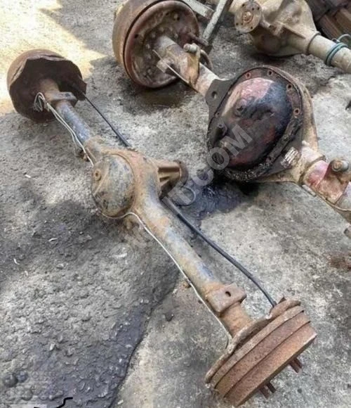 SUZUKİ CARRY ARKA DEFRANSIYEL KOMPLE (ORJİNAL) ÇIKMA - ÖZEN OTO