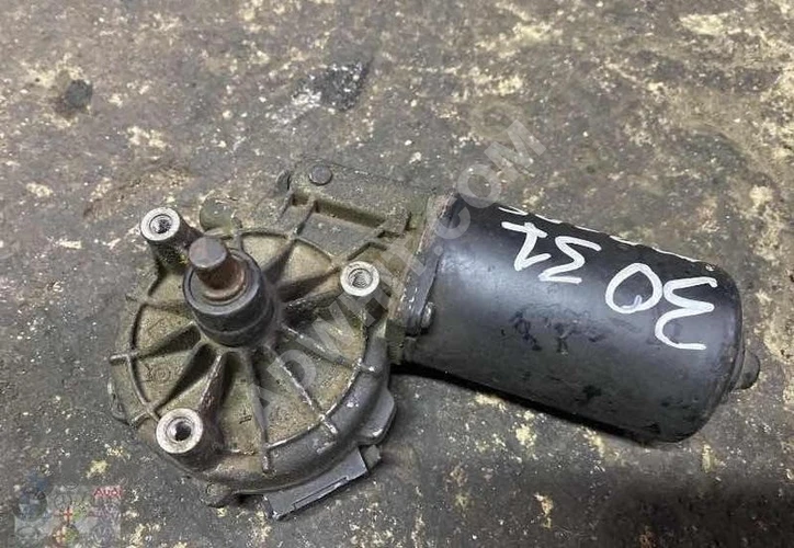 MERCEDES AXOR 3031 SİLECEK MOTORU (ORJİNAL) ÇIKMA - ÖZEN OTO