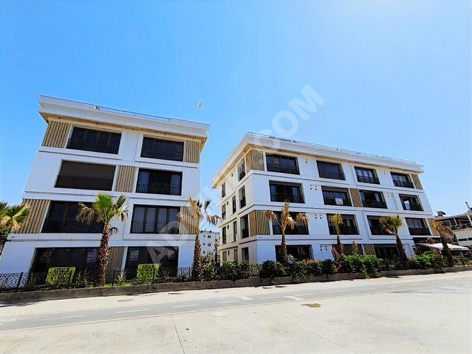 KAVAKLI 0 SİTEDE VADİ MANZARALI 4+2 DUBLEKS