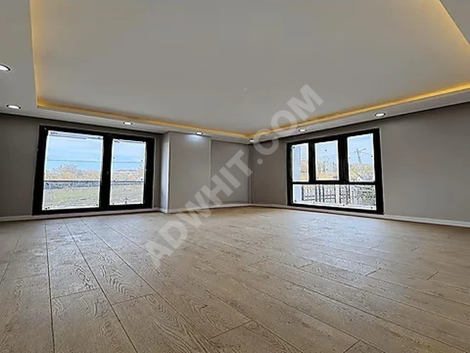 BEYLİKDÜZÜ SONSUZ'DAN YAŞAM VADİSİ MANZARALI 2+1 ARAKAT DAİRE