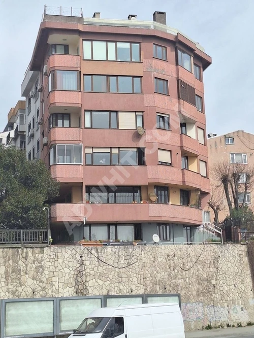BAKIRKÖY DENİZ MANZARALI EMSALSİZ 20 YILLIK KUPON BİNA+80m2 ARSA