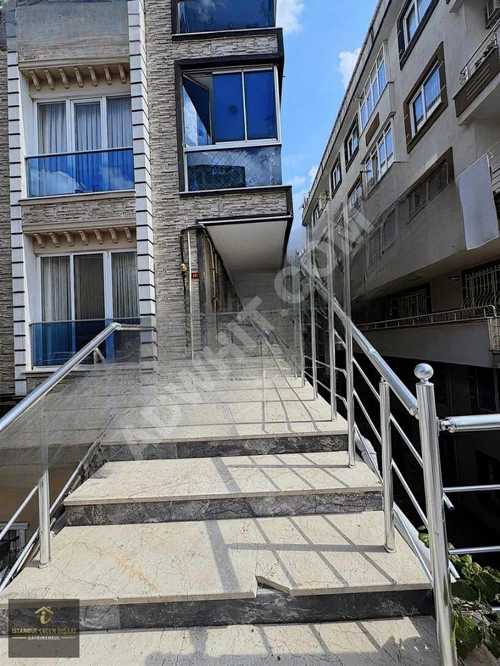 BEYLİKDÜZÜ YAKUPLU DA MÜKEMMEL KONUMDA KELEPİR SATLIK DAİRE