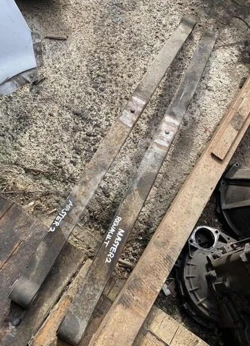 RENAULT MASTER 2 ARKA MAKAS TAKIM (ORJİNAL) ÇIKMA - ÖZEN OTO