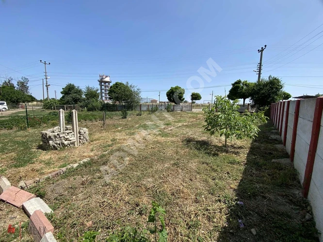 BABAESKİ SİNANLI KÖY MERKEZİNDE 828 M ARSA İÇİNDE SATILIK 3+1 EV