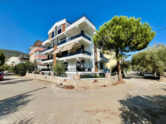 GÜMÜŞDEN ALTINOLUKTA DENİZE 300 METRE ULTRA LÜKS SIFIR 2+1 DAİRE