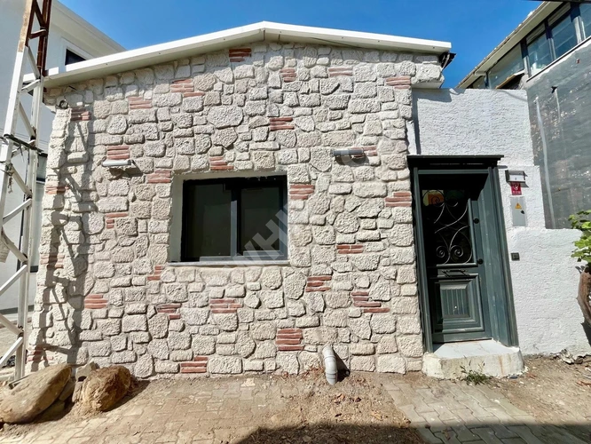 GÜMÜŞDEN KIZILKEÇİLİDE ÖZEL TASARIMLI ULTRA LÜKS 1+1 MÜSTAKİL EV