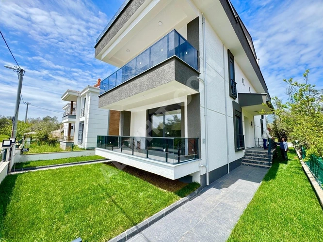 GÜMÜŞ'DEN GÜRE'DE DENİZ VE DAĞ MANZARALI LÜKS 4+1 MÜSTAKİL EV