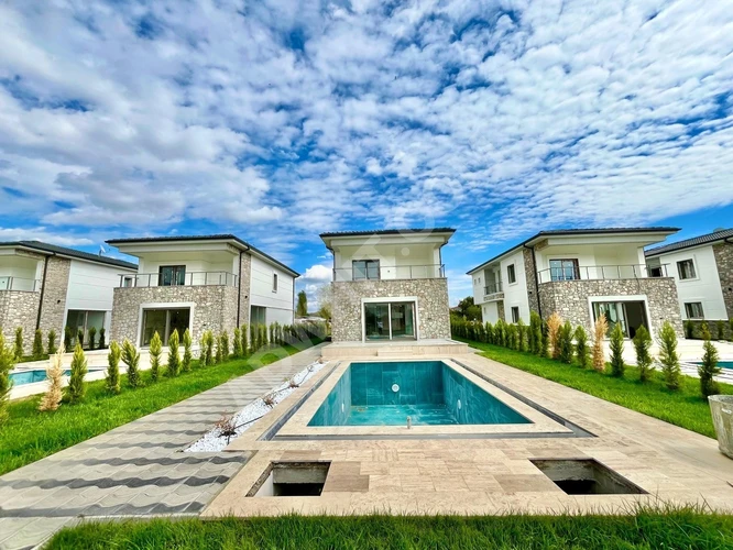 GÜMÜŞ'DEN 600M² ARSA İÇERİSİNDE HAVUZLU ULTRA LÜKS 3+1 MÜSTAKİL