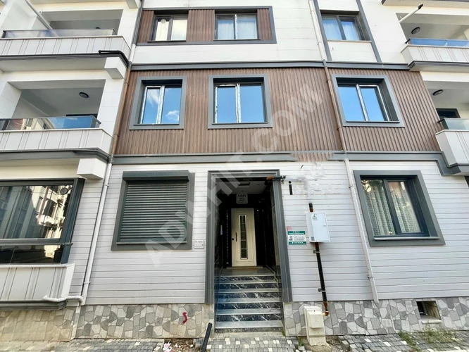 GÜMÜŞDEN AKÇAY MERKEZDE AYRI MUTFAK CAM BALKONLU ŞAHANE 2+1DAİRE