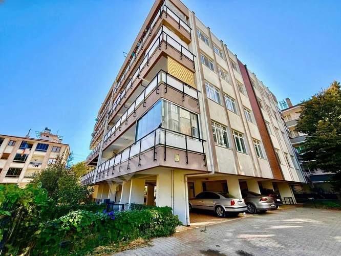 GÜMÜŞDEN AKÇAYDA AYRI MUTFAK OTOPARKLI FIRSAT KELEPİR 2+1 DAİRE