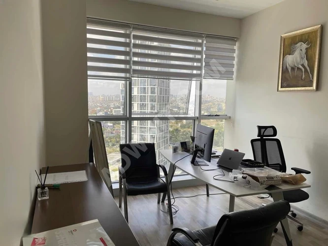 ROTA OFİSTE ARA KAT KİRACILI
