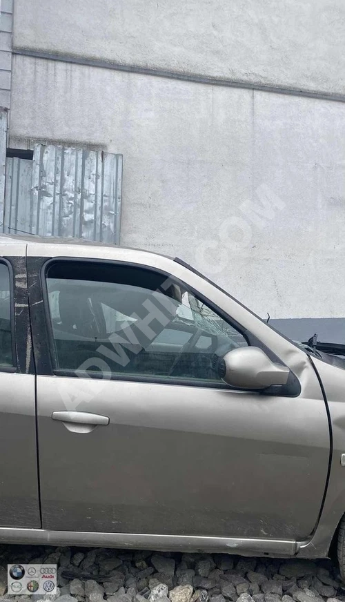RENAULT SYMBOL SAĞ ÖN KAPI (ORJİNAL) ÇIKMA DOLU