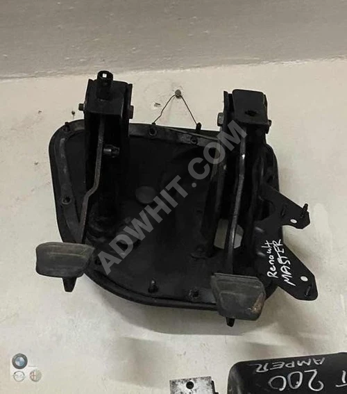 RENAULT MASTER DEBRİYAJ & FREN PEDAL TAKIM (ORJİNAL) ÇIKMA