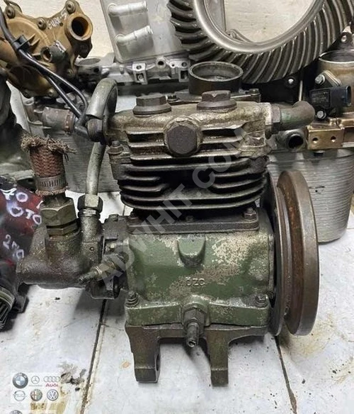 MERCEDES 302 OTOBÜS HAVA KOMPRESÖR'ü & DİREKSİYON POMPASI