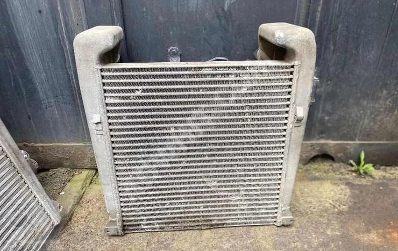 MAN/HİEX 270 İNTERCOOLER RADYATÖR (ORJİNAL) ÇIKMA ÖZEN OTOMOTİV