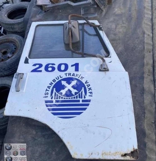 İVECO 8512/35.9 SAĞ KAPI ÇIKMA - ÖZEN OTOMOTİV