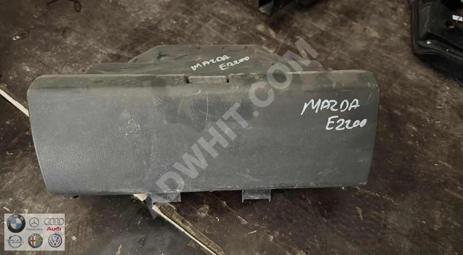 MAZDA E2200 TORPİDO KAPAĞI KOMPLE - ÖZEN OTOMOTİV