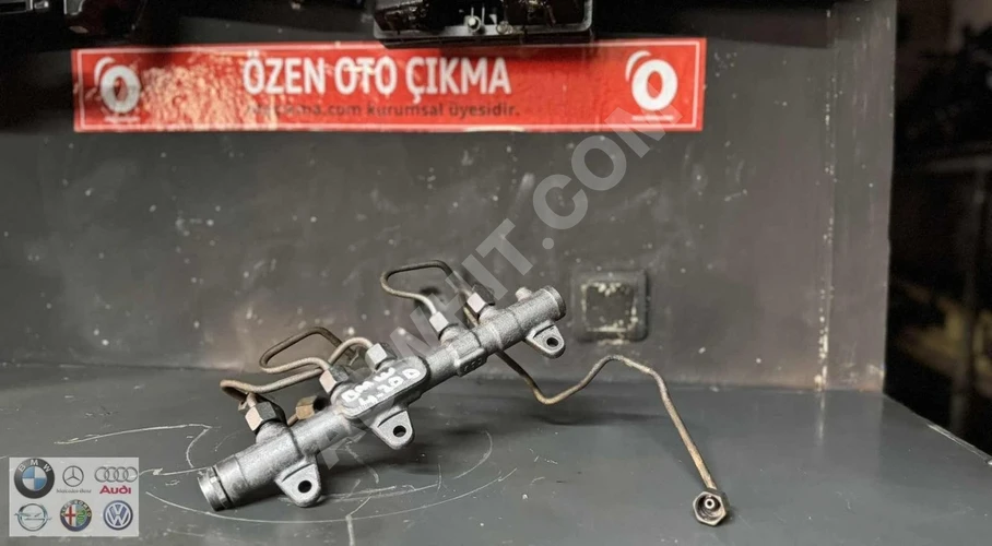 BMW N47 B47 F32/F30/F10 ENJEKTÖR KÜTÜĞÜ (ORJİNAL) ÇIKMA ÖZEN OTO