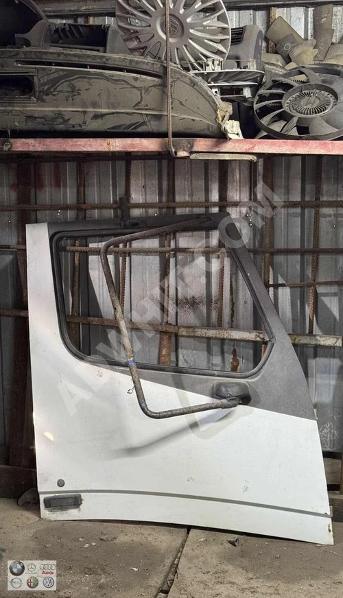 BMC PRO SAĞ KAPI (ORJİNAL) ÇIKMA - ÖZEN OTOMOTİV