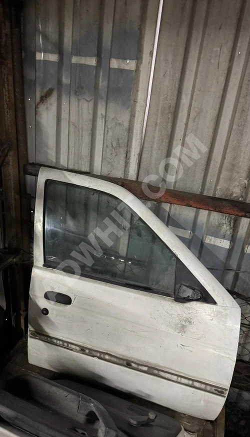 FORD ESCORT SAĞ ÖN KAPI DOLU (ORJİNAL) - ÖZEN OTOMOTİV