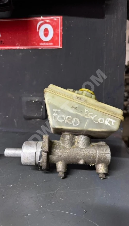 FORD ESCORT FREN ANA MERKEZ (ORJİNAL) ÇIKMA - ÖZEN OTO