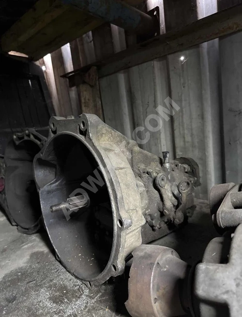 MERCEDES W115 ŞANZIMAN KOMPLE (ORJİNAL) ÇIKMA - ÖZEN OTOMOTİV