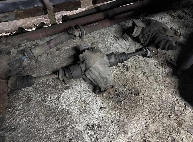 MERCEDES W115/W123 DEFRANSIYEL KOMPLE (ORJİNAL) ÇIKMA - ÖZEN OTO