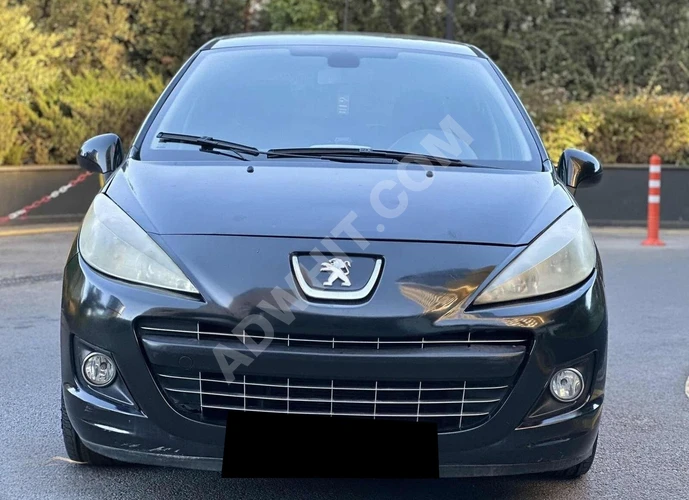 FEREC MOTORS'DAN 2012 PEUGEOT 207 1.6VTİ OTOMATİK DÜŞ.KM 130.000