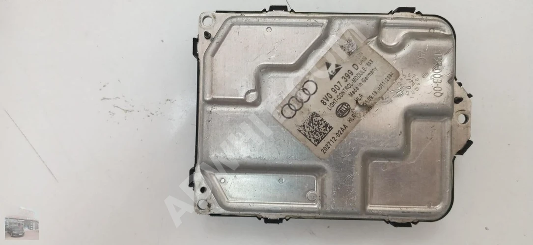 8V0907399D FAR BEYNİ