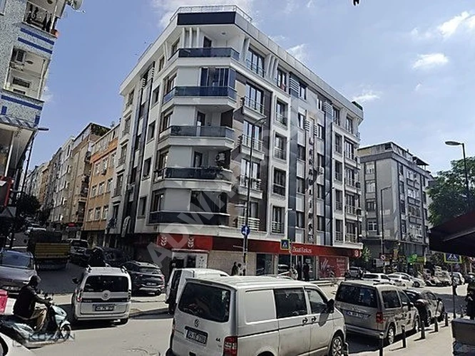 Bahçelievler Hürriyet Mah.Satılık 1. Kat 2+1 Süper konumlu daire