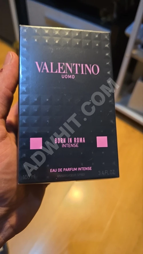 Valentino uomo born in roma intense 