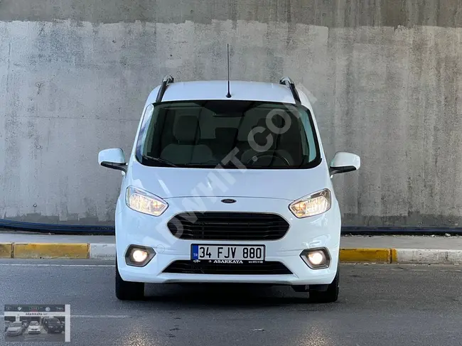 2022 / Ford / Courier / Titanium / No paint / 41,000 km / Car license