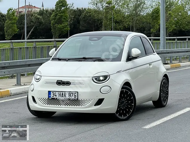 2023 Fiat La Prima 500E by Bocelli + Panoramic Glass Roof + Self-Driving + Automatic Navigation System + CarPlay + JBL