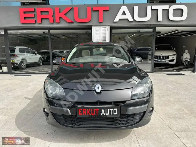 ERKUT AUTODAN 2012 1.5 DCİ MEGANE PRİVİLEGE TOMTOM+SUNROOF+XENON