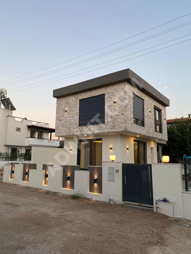 Independent detached villa for sale 3+1 near the sea in Doganbey Cumhuriyet