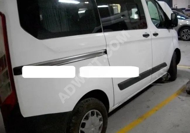 Ford Transit 2016, 200,000 km, Custom 310S, 11+1, damaged mechanics