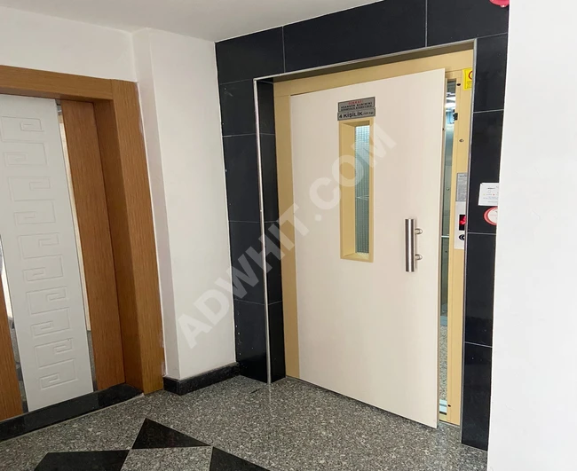 2+1 apartment for urgent sale, 5 minutes from the metrobus