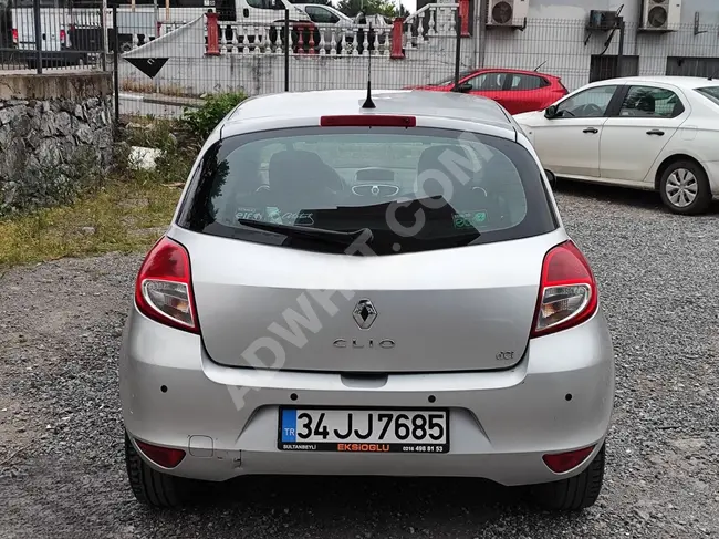 KUSURSUZ TEMİZLİKTE RENAULT CLIO KREDİ İMKANIYLA.