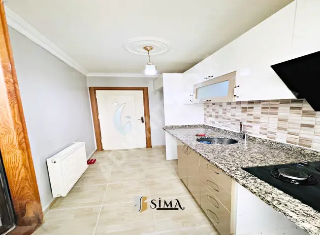 From SIMA YApi, an urgent apartment for sale in a central location near the square