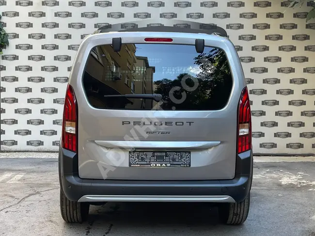 ORAS'DAN 2024 MODEL PEUGEOT RİFTER EAT8+CAMTVN+KÖR.+ŞRTTKP