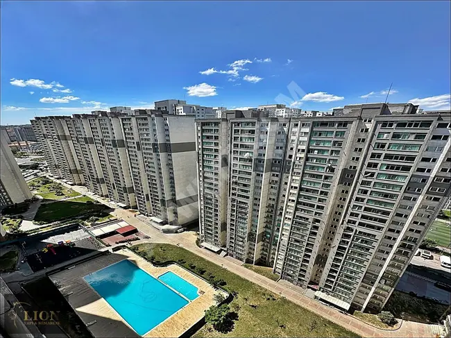 2+1 apartment within a secure residential complex with a pool in Beylikduzu by Lion Yapi