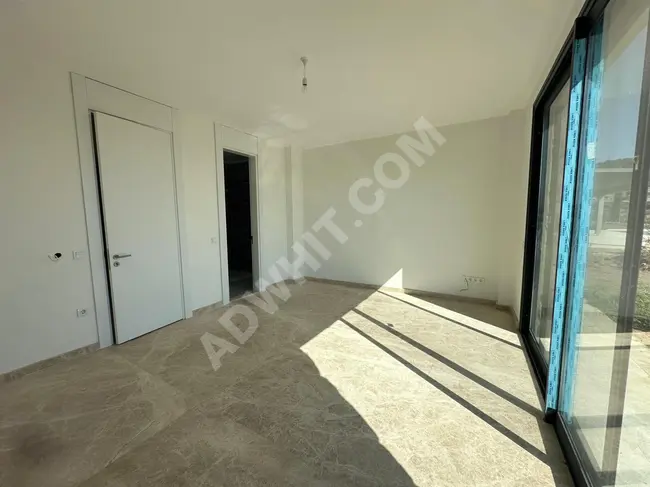 ÇAMUR'DAN GÜMÜŞLÜK'TE 80m² HAVUZLU GENİŞ PEYZAJ ALANLI VİLLA