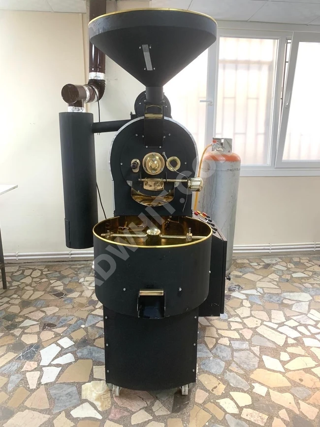 Coffee roasting machine