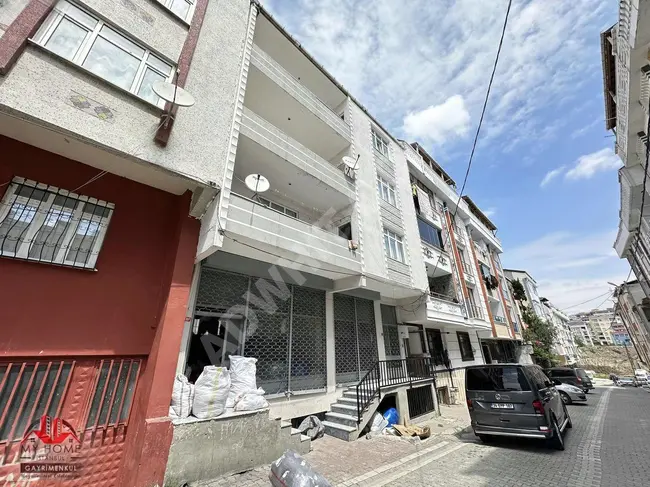 Land for sale: a complete building in Esenyurt, BATTALGAZİ neighborhood. 134 square meters