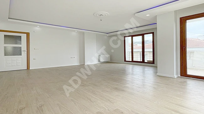 3+1 apartment with two balconies and a master bathroom in Beylikdüzü, very close to the Metrobus