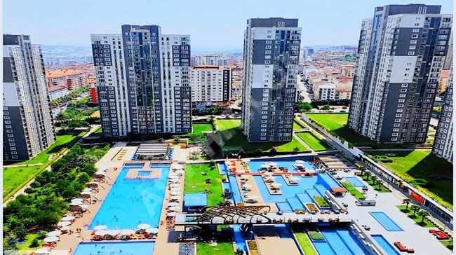 Innovia 3, fully furnished apartment, pool view, title deed ready, 1+0