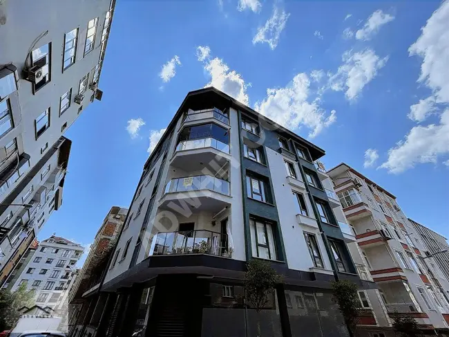 A new 2+1 luxurious apartment for sale in Bahçelievler